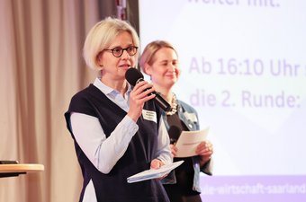 Moderation mit Kerstin Steffen und Michaela Brinkmann Moderation_SW-Jahrestagung24, Foto: Markus Lutz - SCHULEWIRTSCHAFT Saarland
