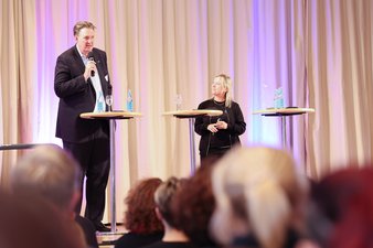 Begrüßung Begrüßung mit Martin Schlechter und Jessica Heide -Jahrestagung24, Foto: Markus Lutz - SCHULEWIRTSCHAFT Saarland